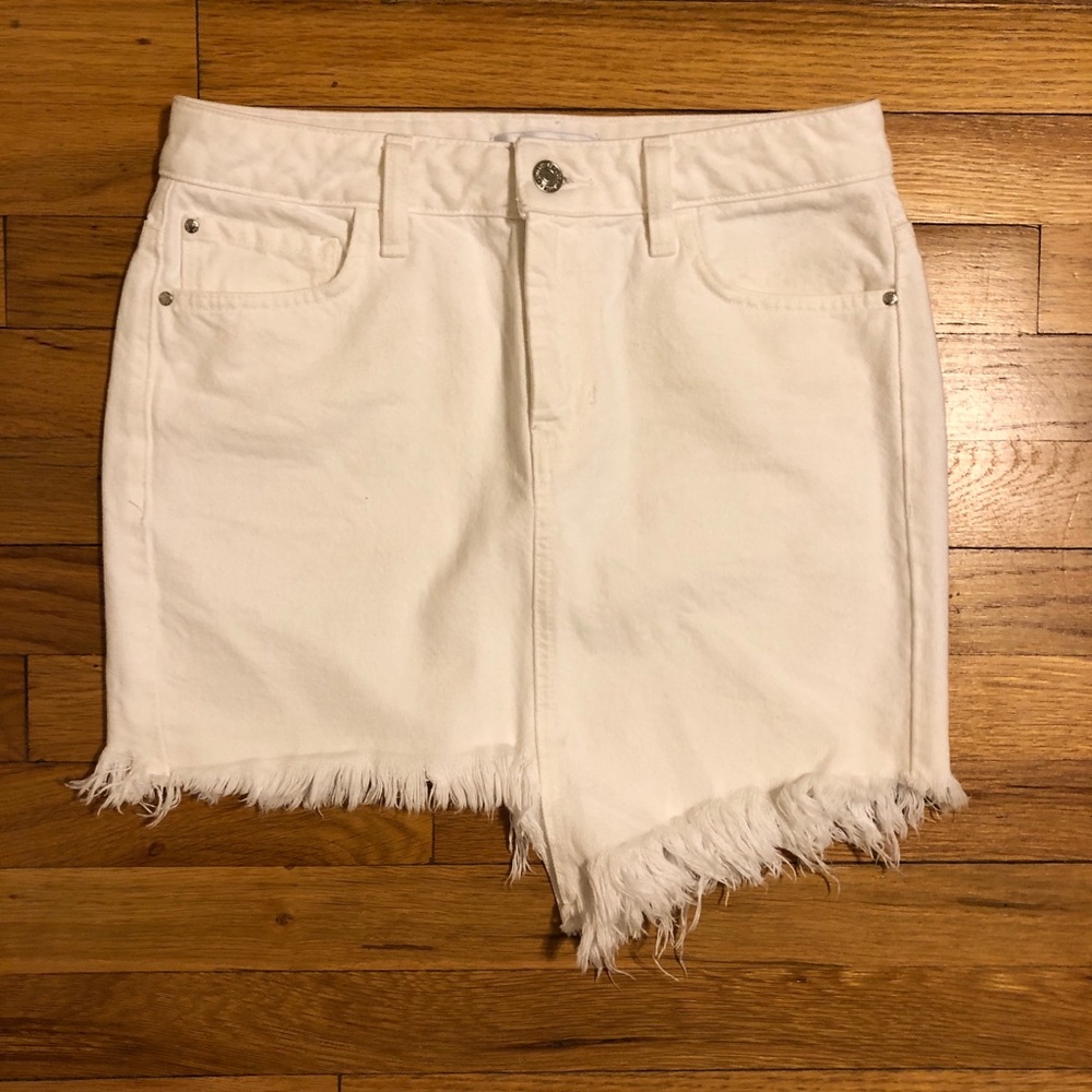 Guess White Frayed Denim Mini Skirt